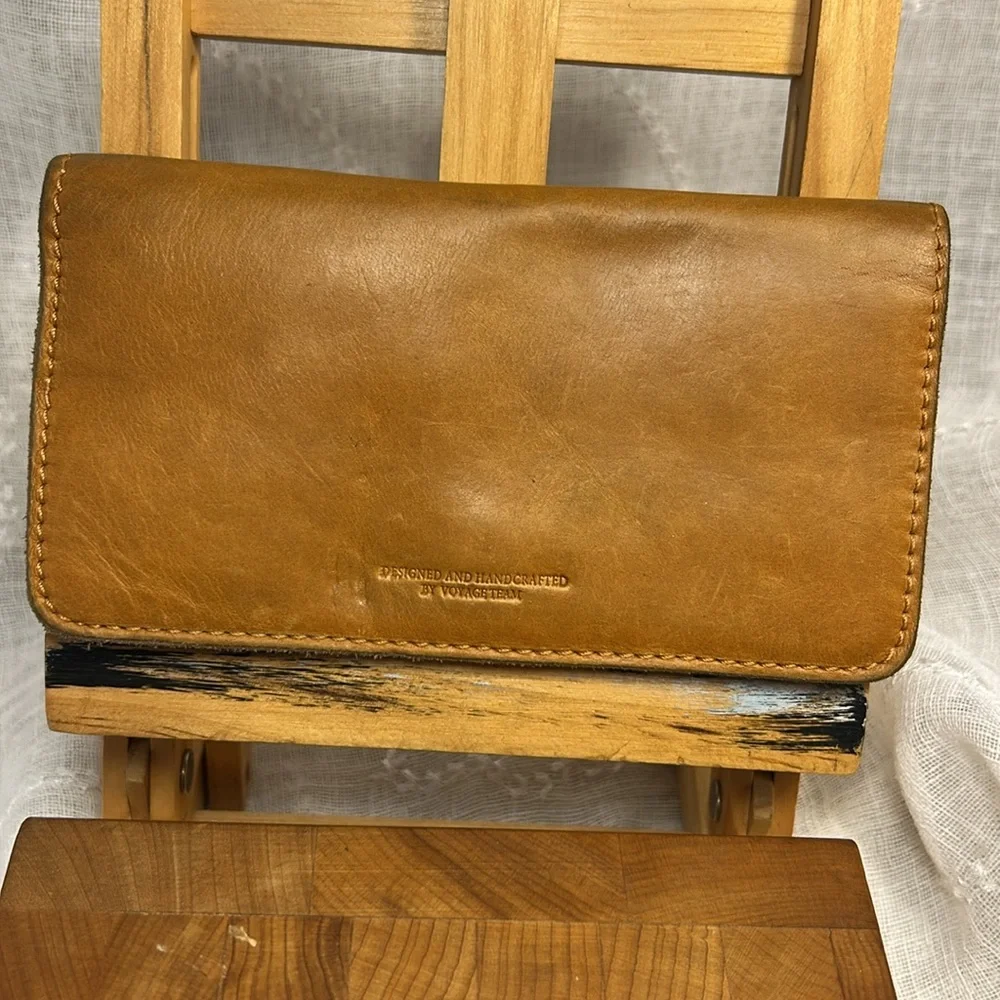 Voyage Prague leather bifold wallet